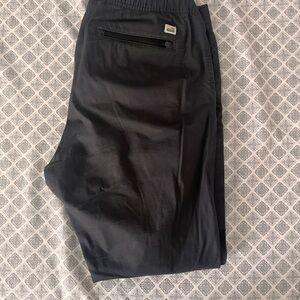 Vuori Black Sweatpants Comfortable Joggers